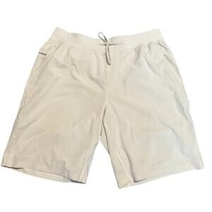 T.H.E. Linerless Lululemon Men’s Lightweight Training Shorts in Bone (Size L)